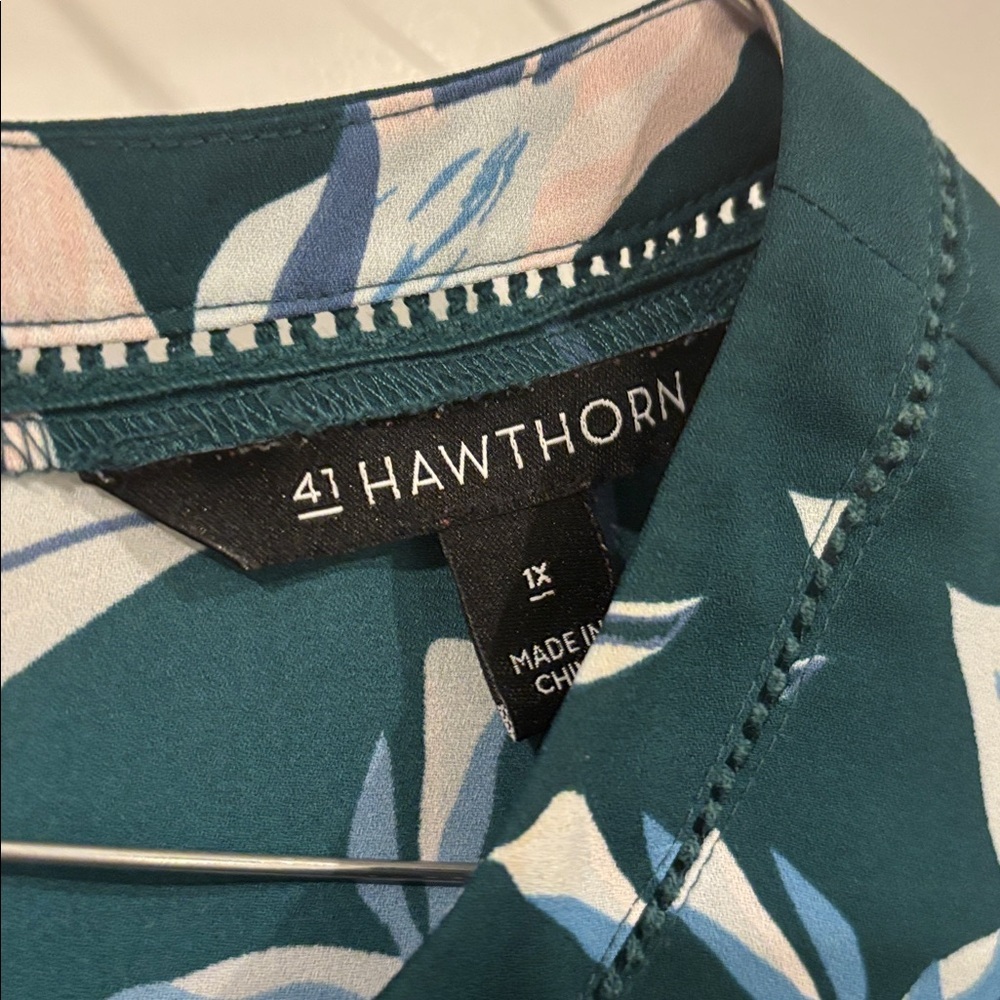 41 Hawthorn Womens Short Sleeve Blouse 1x - Picture 2 of 8